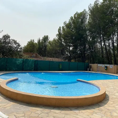 4 Pers, Piscine, Plage A Pieds Apartman *
